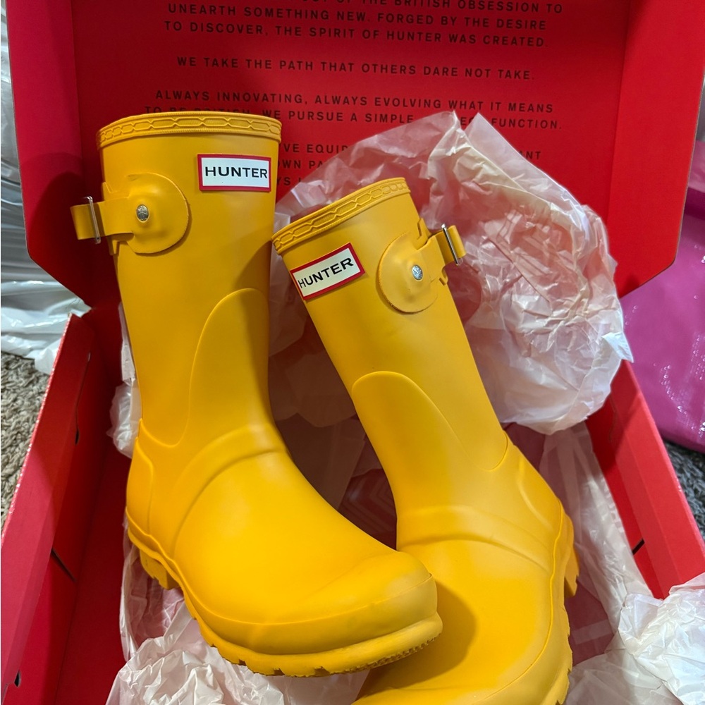 Hunter Vibrant Yellow Waterproof Boots